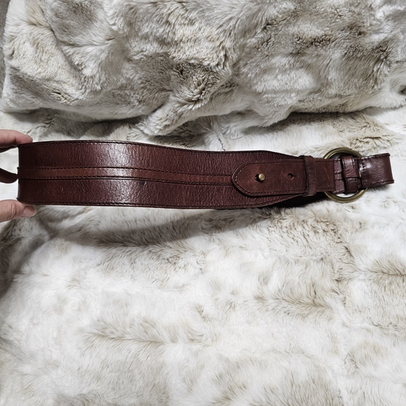 Ralph Lauren Brown Leather Belt with Gold Buckle - Picture 5 of 11